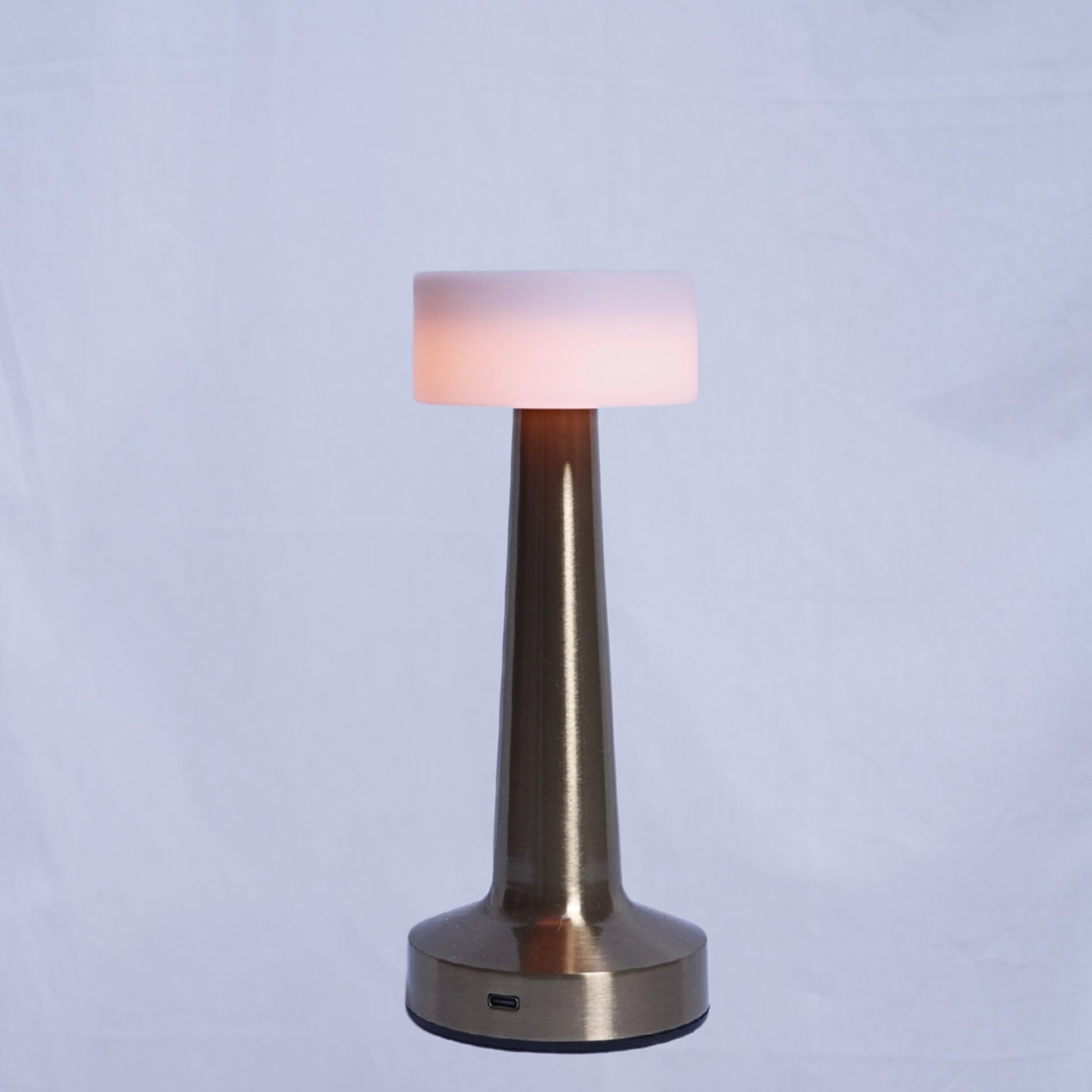 Aura Battery Operated Lamp