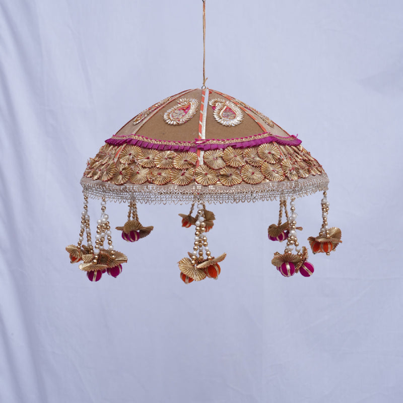 Gota Hanging Basket Prop