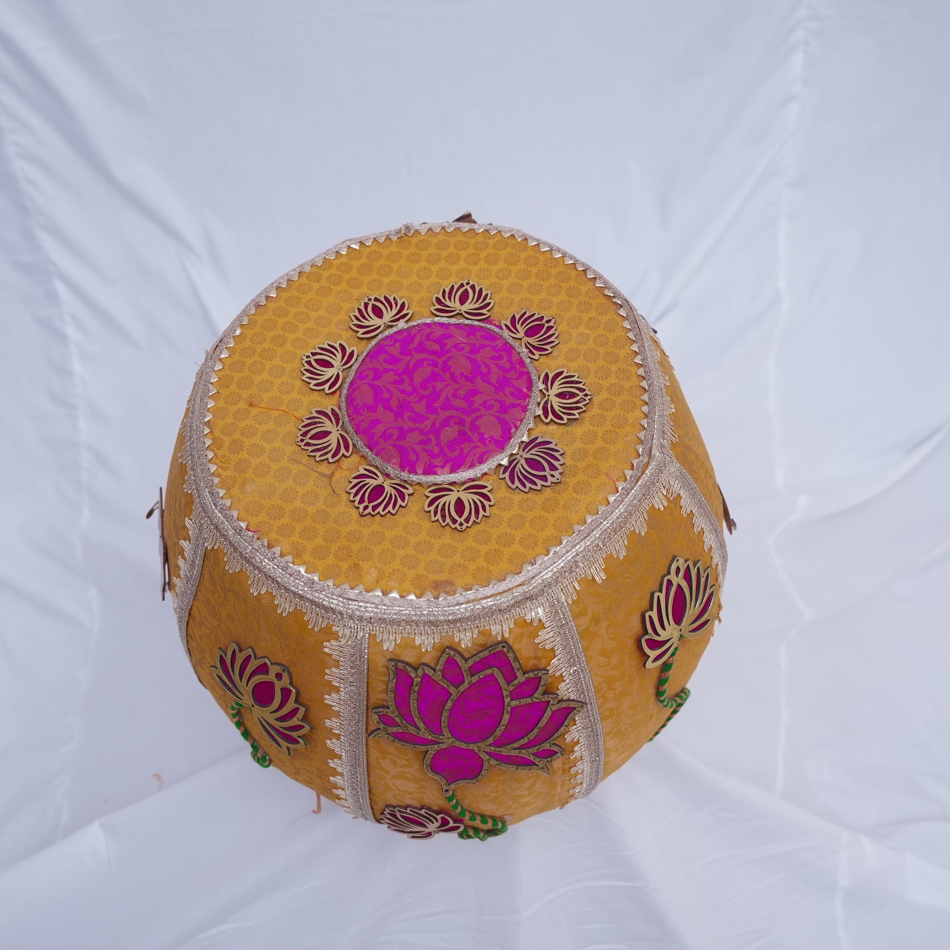 Lotus Ottoman