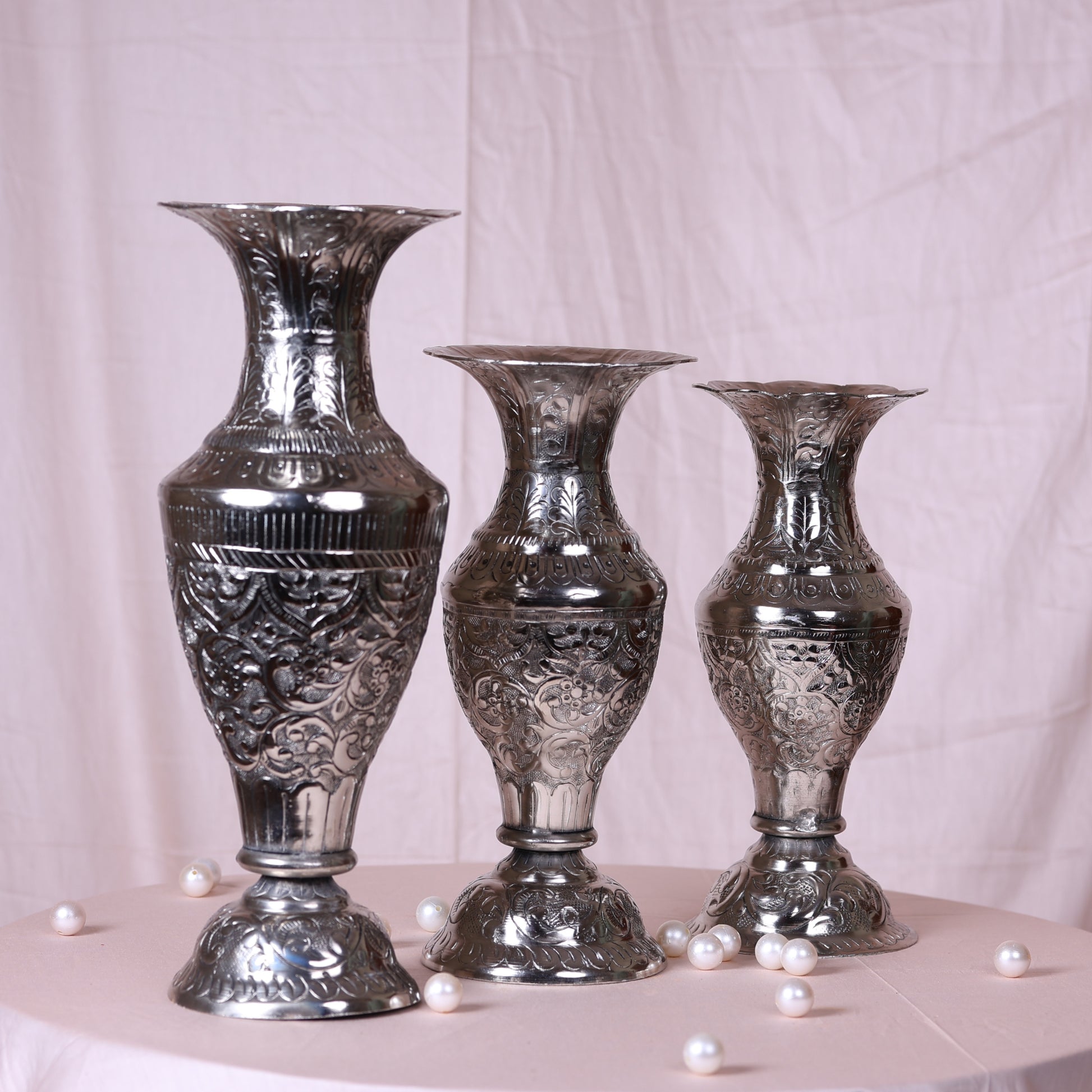Regal Pedastal Vase - Set Of 3