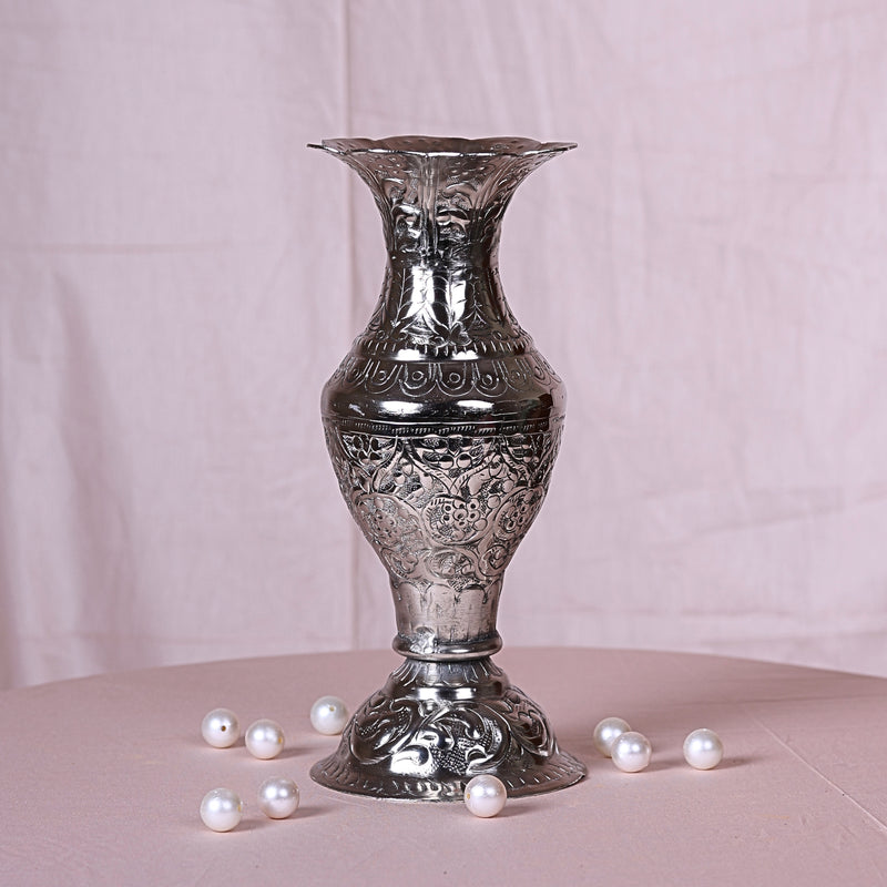 Regal Pedastal Vase - Small