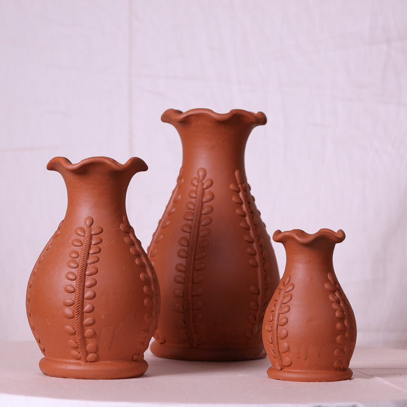 Terracotta Leaf Vase - Set Of 3