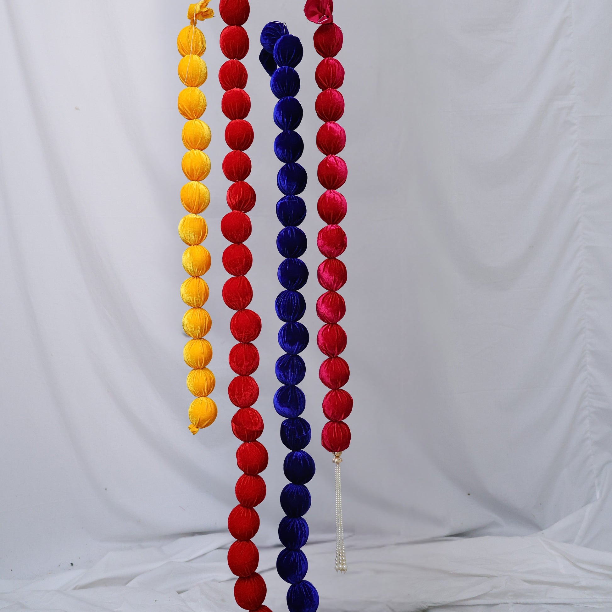 Velvet Ball Strings   Front