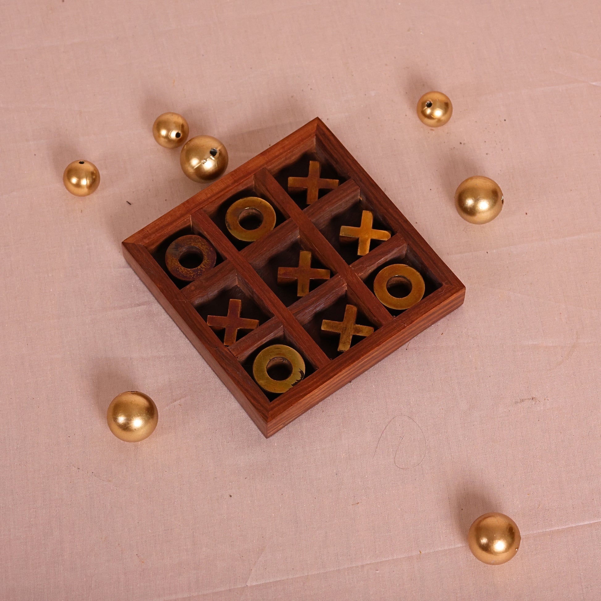 Wooden Xo   Prop